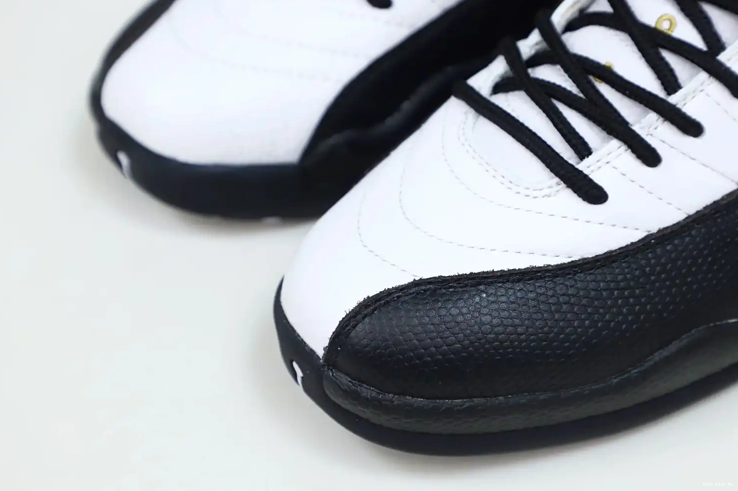 12 AIR Kimikick 'ROYALTY' RETRO JORDAN 0413